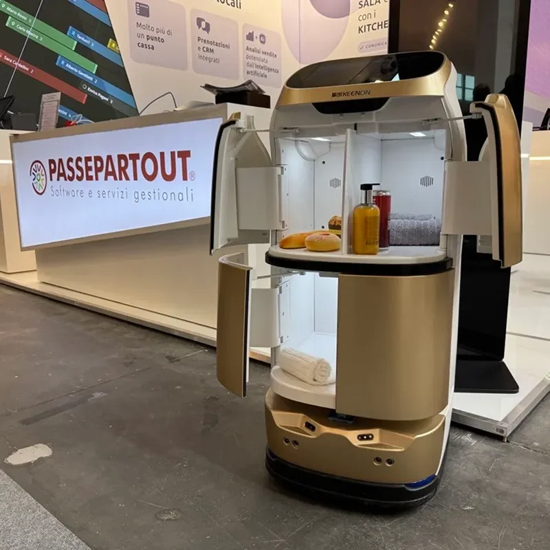 robot-spaces-advertising-column