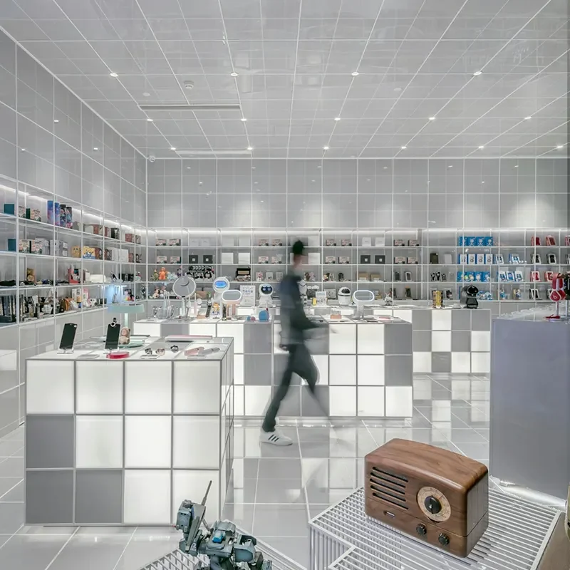 robot-spaces-retail